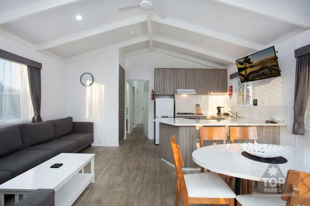 Horsham Riverside Caravan Park Екстер'єр фото